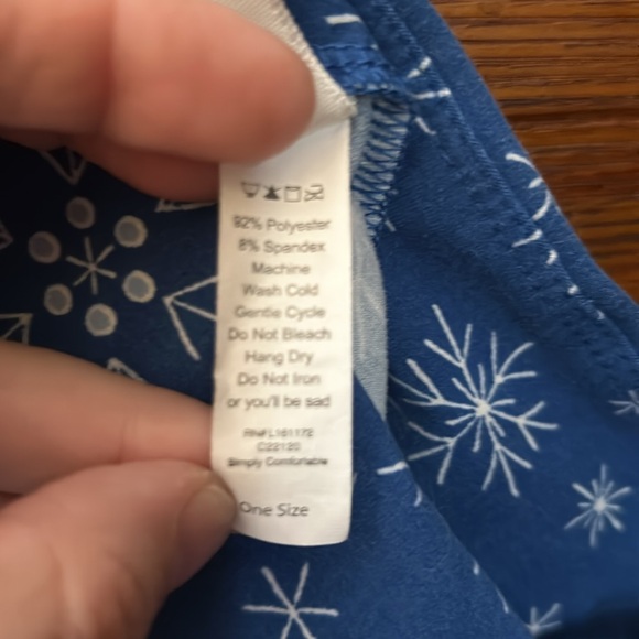 Snowflake leggings - Picture 3 of 3